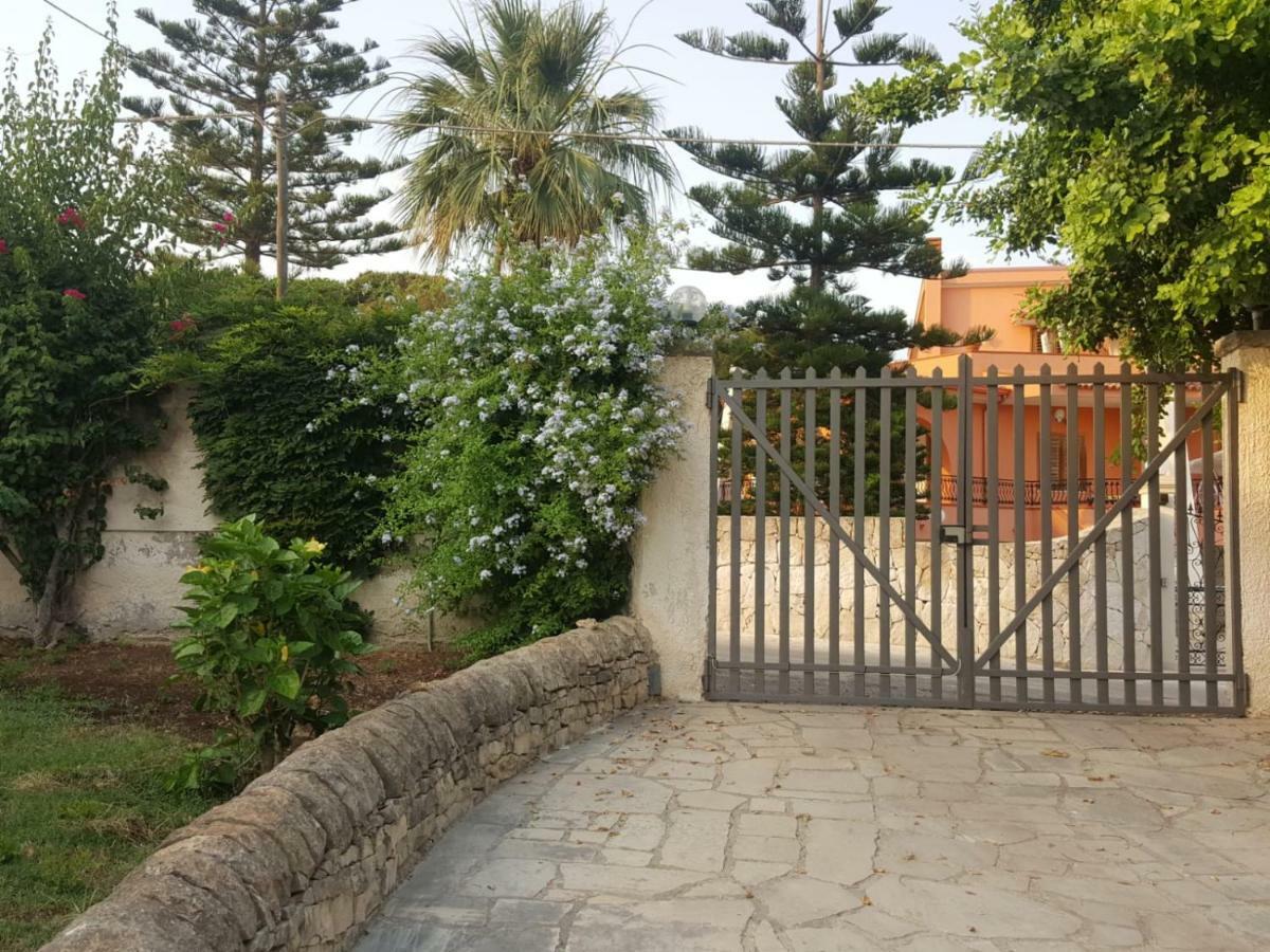 Villa Vega Fontane Bianche Ngoại thất bức ảnh